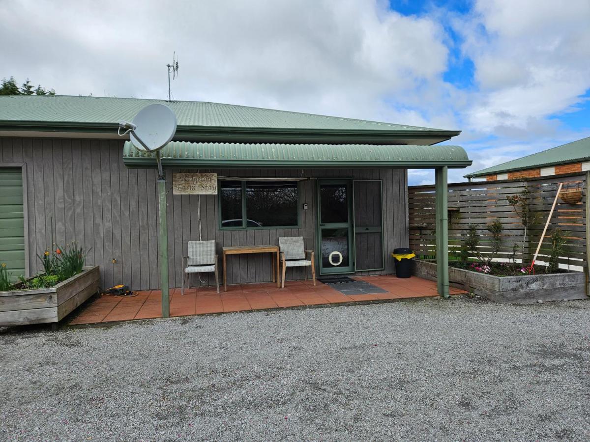 Ridgetop Farmstay Oruanui Exterior photo